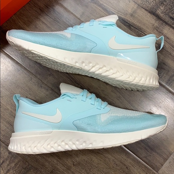 Nike Odyssey React 2 Flyknit Women's Running Gym - Picture 15 of 16